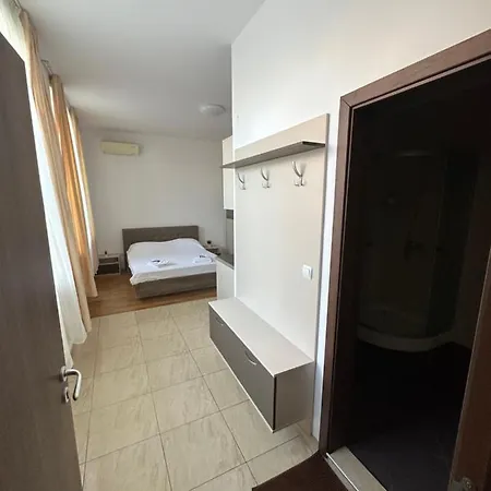 Airbnb Sea Diamond Apartamento *